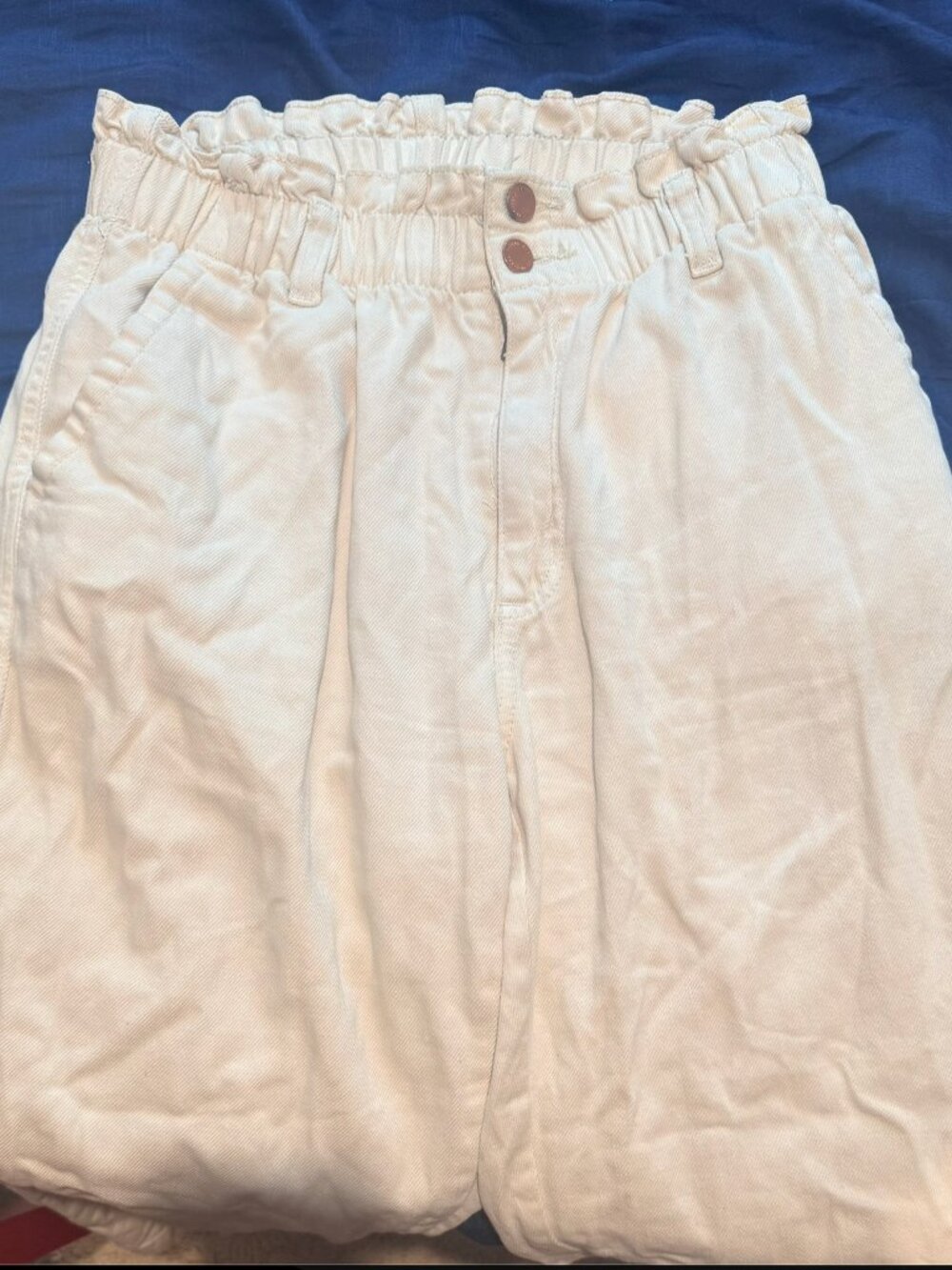 Universal Thread Cream Paperbag Waist Pants Size 6 High Waisted Tapered Ivory